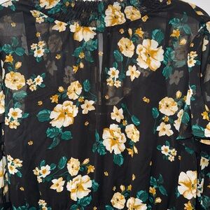 Women’s plus size sheer overlay floral dress